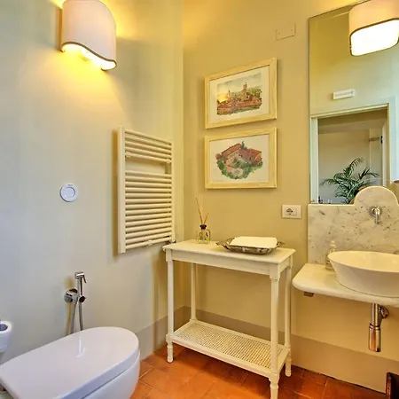 Casa Lionardo By Posarellivillas Holiday home Vinci