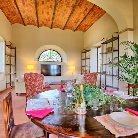 Holiday home Casa Lionardo By Posarellivillas Vinci
