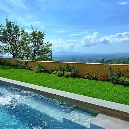 Holiday home Casa Lionardo By Posarellivillas